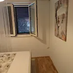 Jaki,