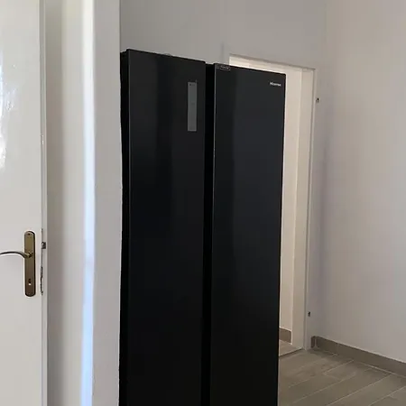 Jaki,