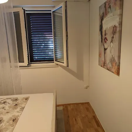 Jaki,