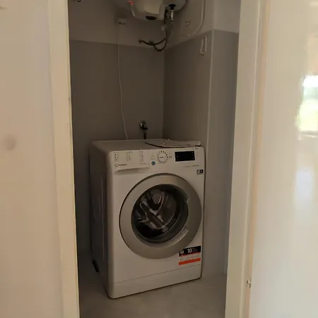 Jaki, Apartament *