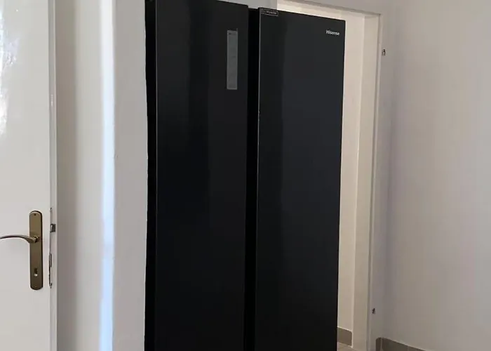Jaki,