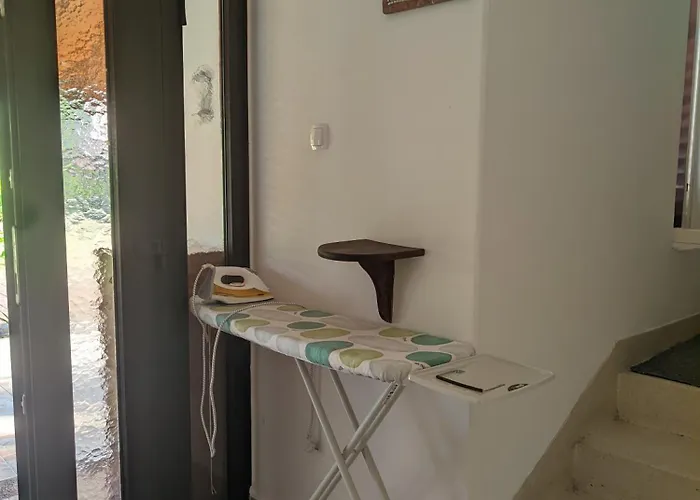 Jaki, * Biograd Na Moru
