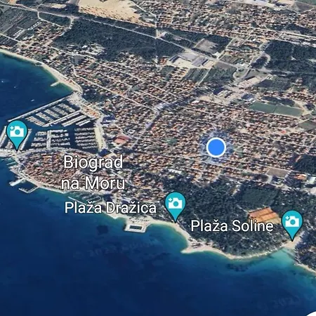 Jaki, Appartamento *