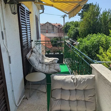 Apartment Jaki, *