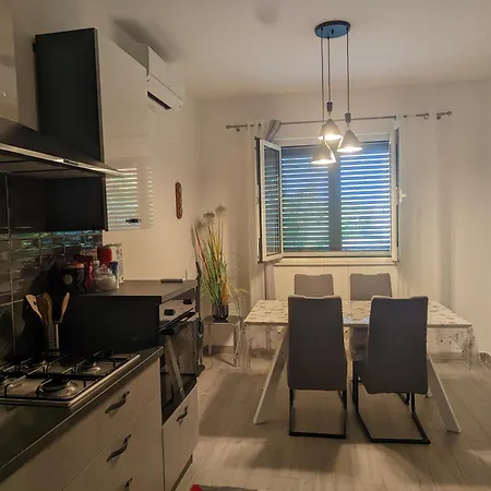 Apartment Jaki,