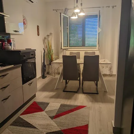 Apartment Jaki, Biograd Na Moru